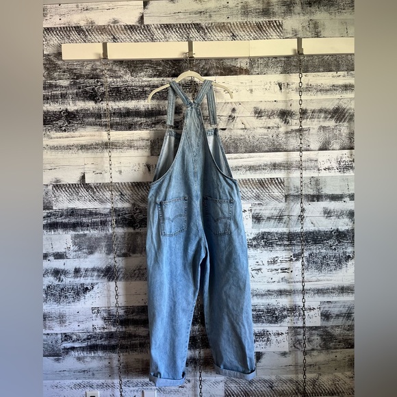 Levi's Vintage Overalls - Picture 7 of 7